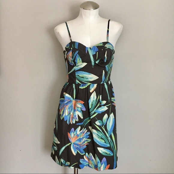 LC Lauren Conrad Dresses & Skirts - Lauren Conrad Floral Dress